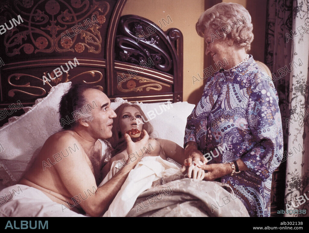 MICHEL PICCOLI in LOVE DOLL, 1974 (GRANDEUR NATURE), directed by LUIS GARCIA BERLANGA. Copyright IN-CINE, S.A.