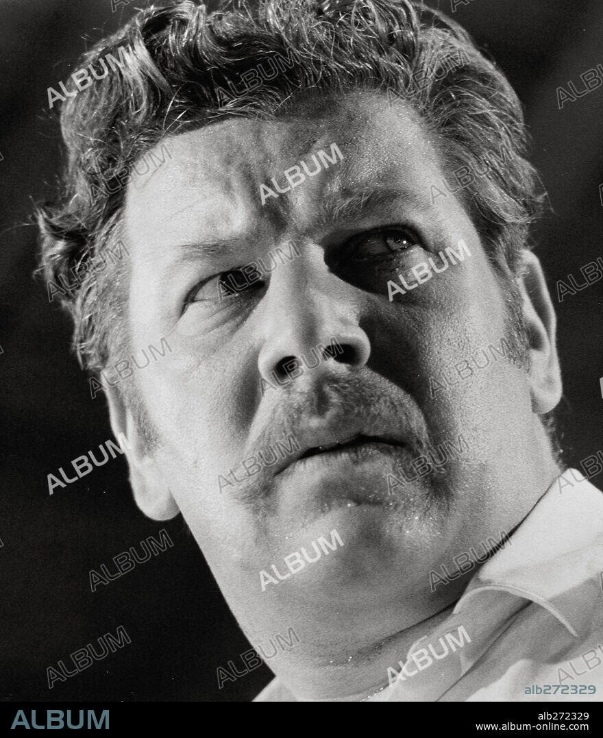 Sir Peter Ustinov. PETER USTINOV.
