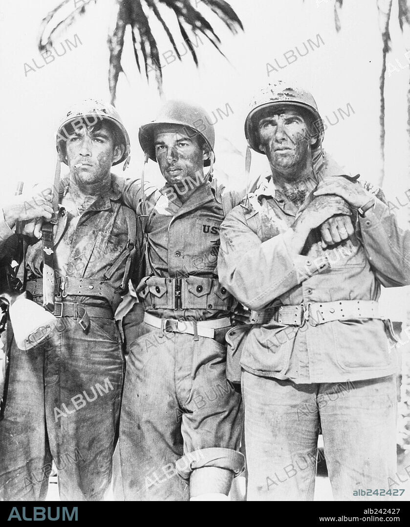ANTHONY QUINN, LLOYD NOLAN and PRESTON FOSTER in GUADALCANAL DIARY, 1943, directed by LEWIS SEILER. Copyright 20TH CENTURY FOX.