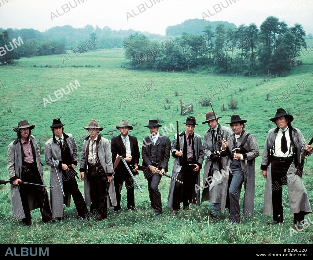 DAVID CARRADINE, JAMES KEACH, KEITH CARRADINE, RANDY QUAID, ROBERT CARRADINE and STACY KEACH in THE LONG RIDERS, 1980, directed by WALTER HILL. Copyright UNITED ARTISTS / TRAXEL, MEL.