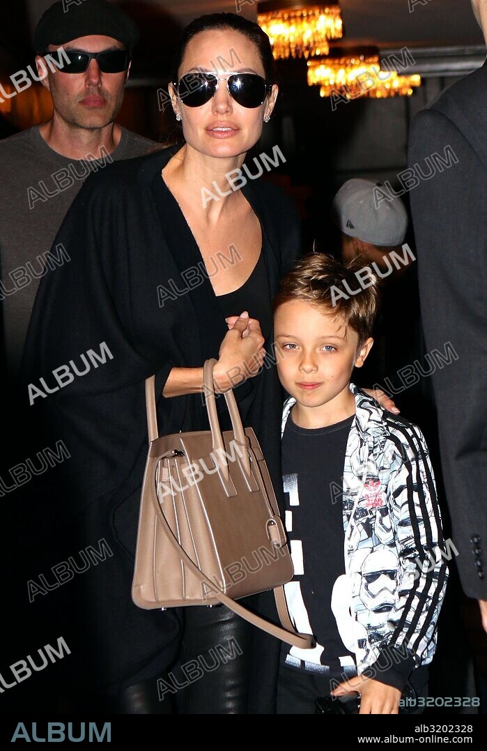 June 19, 2016 - New York, New York, United States - June 19, 2016 New York City..Angelina Jolie and her son Knox Leon Jolie-Pitt were out in Midtown Manhattan on June 19, 2016 in New York City. 19/06/2016