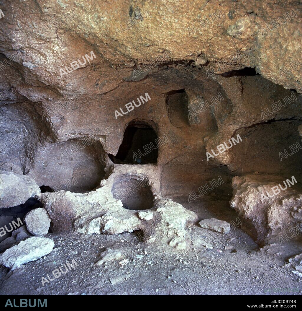 CUEVA DEL MORO, GRAN CANARIA, ESPAÑA.