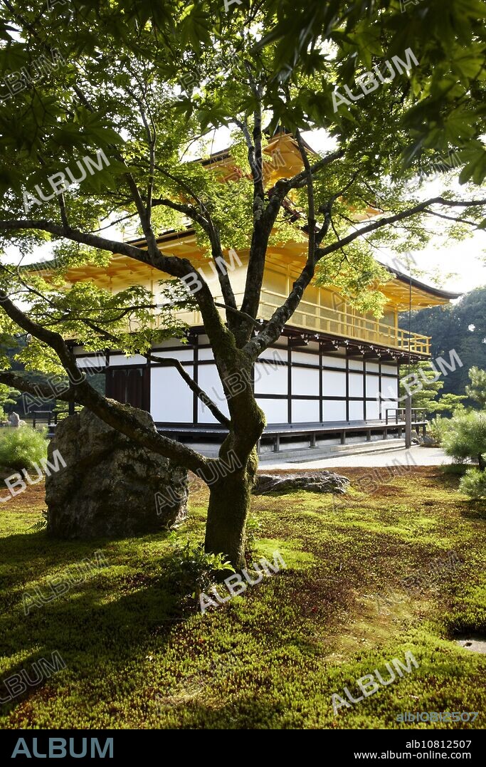 Kinkakuji Temple, The Golden Pavilion, Rokuon-ji temple, Kyoto, Japan.