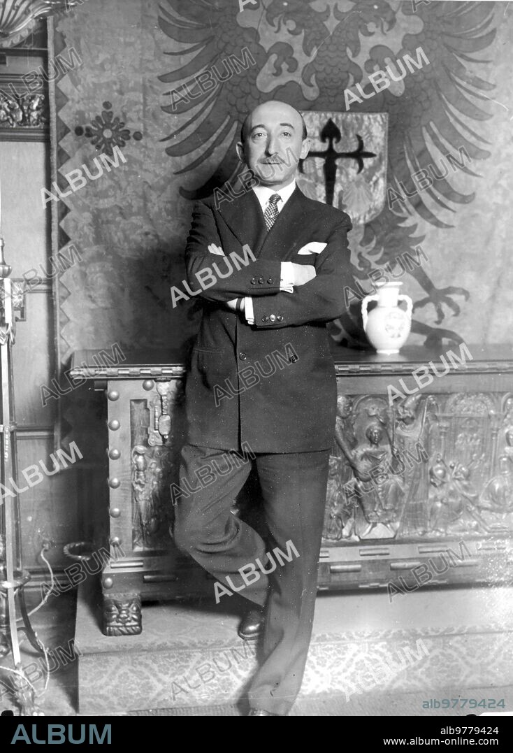 1926. Retrato del escritor Wenceslao Fernández Flórez.