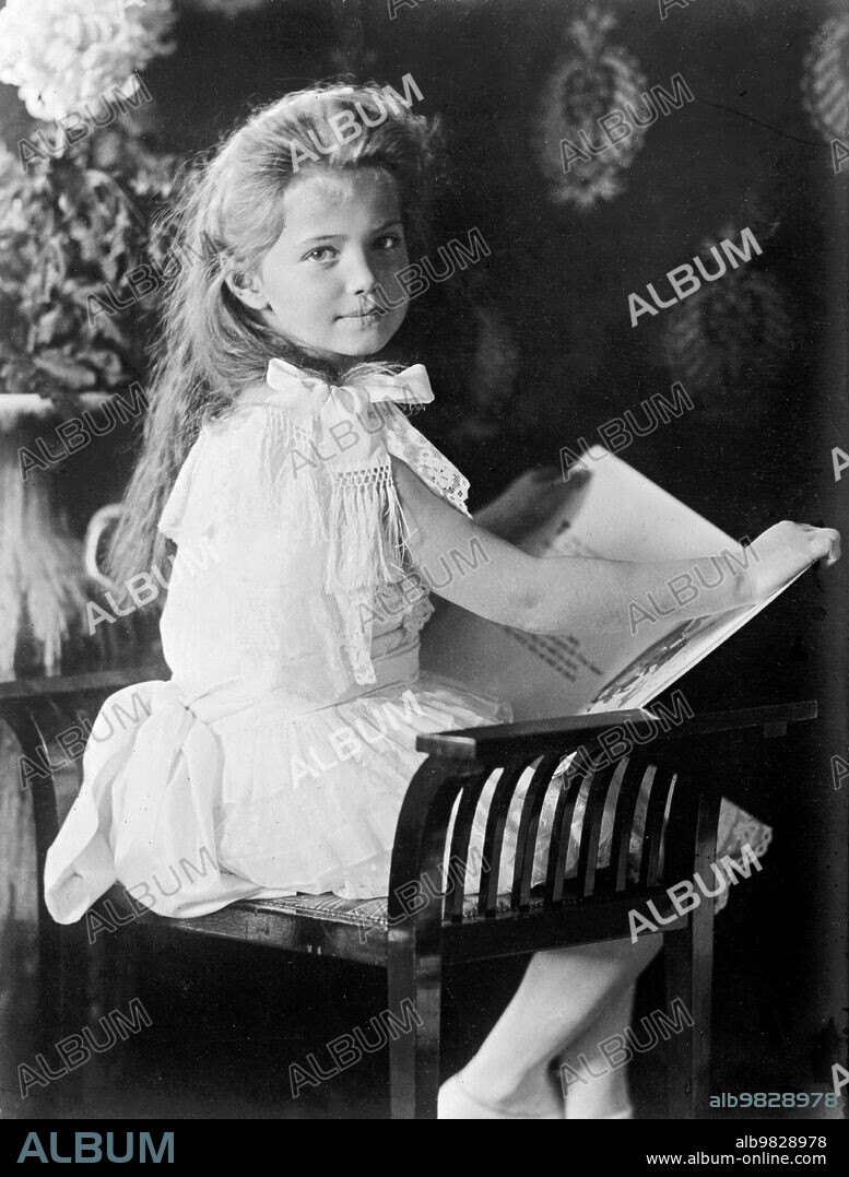 Grand Duchess Maria Nikolaevna of Russia (1899-1918) in 1906.