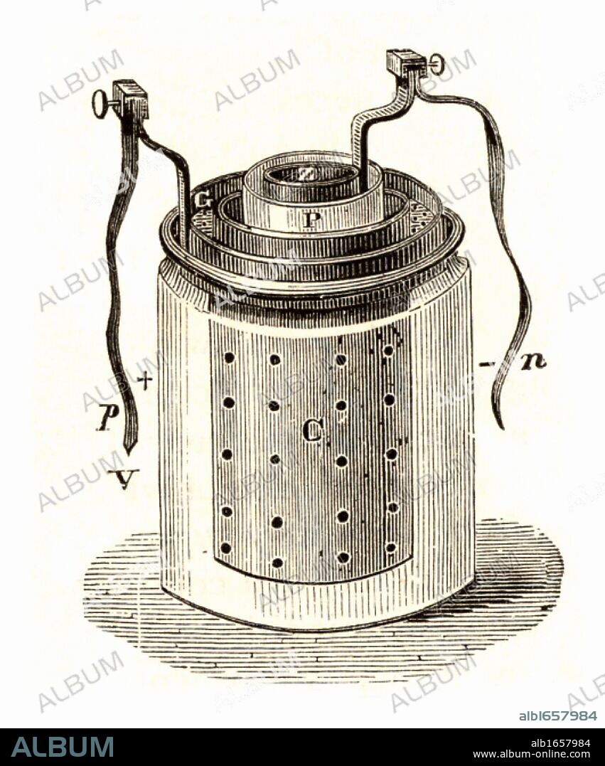 Daniell cell (1836) a wet storage battery invented by the English chemist John Frederic Daniell (1790-1845). Engraving from "Natural Philosophy" by A Ganot (London, 1887). (Photo by: Universal History Archive/UIG via Getty Images).