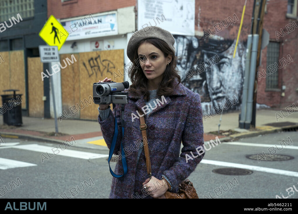 DINA SHIHABI in ARCHIVE 81, 2022, directed by AARON MOORHEAD, JUSTIN BENSON and REBECCA THOMAS. Copyright Atomic Monster.