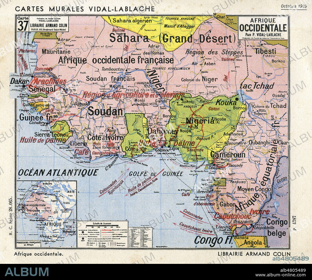 Carte geographique representant l'Afrique Occidentale Francaise dite AOF, pays colonises par la France, et leurs richesses exportees, en 1939 . Carte murale Vidal-Lablache, carte de l'Afrique occidentale. Illustration anonyme. Materiel scolaire annees 30. Credit : Collection IM/KHARBINE-TAPABOR.
