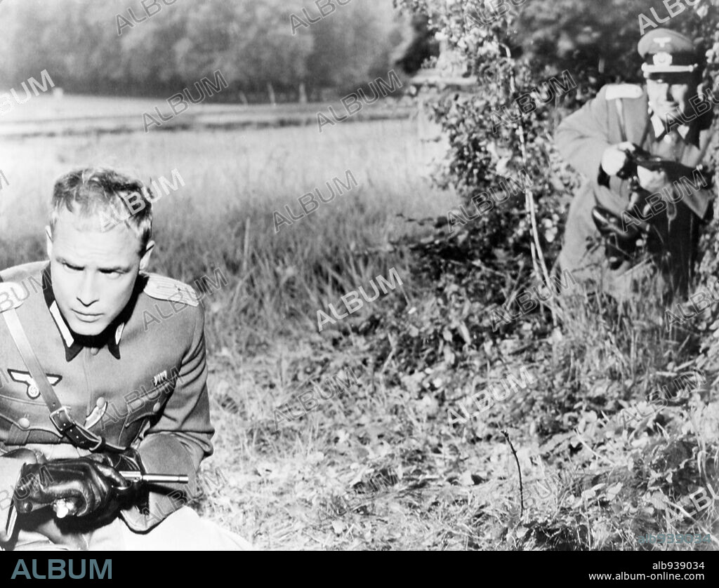MARLON BRANDO in THE YOUNG LIONS, 1958, directed by EDWARD DMYTRYK. Copyright 20TH CENTURY FOX.