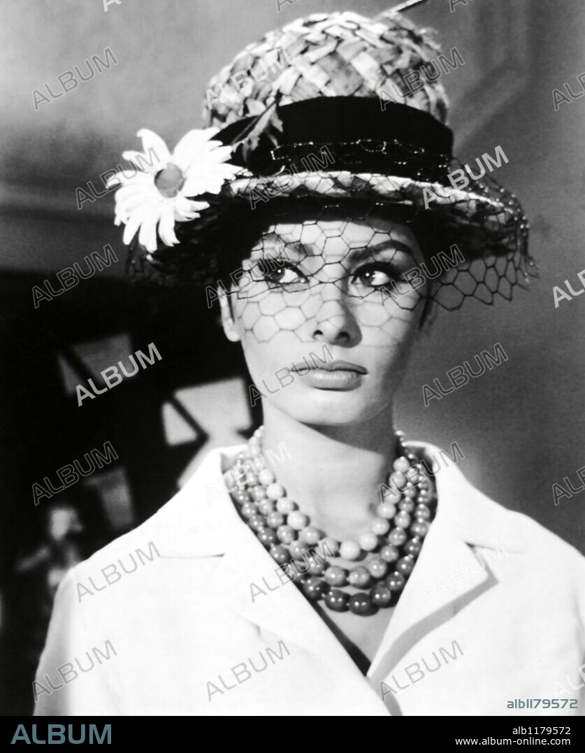 LOREN SOPHIA / LOREN SOFIA 1934/. SOPHIA LOREN en LA MILLONARIA, 1960 (THE MILLIONAIRESS), dirigida por ANTHONY ASQUITH. Copyright 20TH CENTURY FOX.