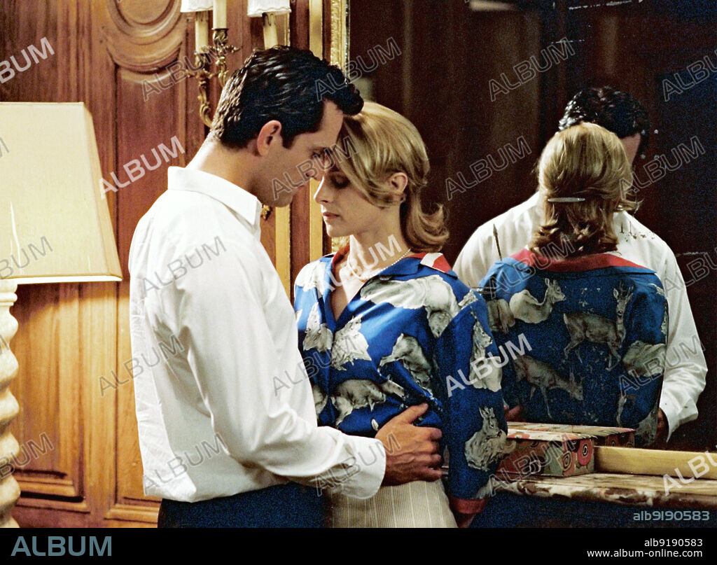 NASTASSJA KINSKI and RUPERT EVERETT in DANGEROUS LIAISONS, 2003 (LES LIAISONS DANGEREUSES), directed by JOSEE DAYAN. Copyright JLA Productions.