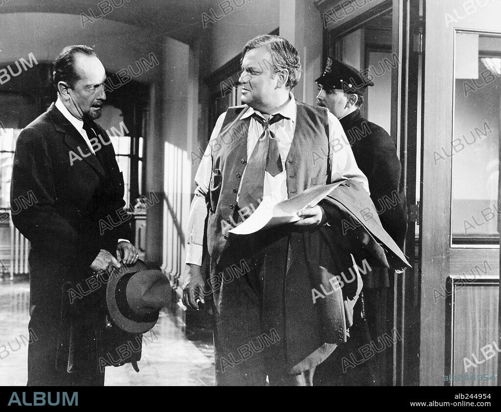 ORSON WELLES en IMPULSO CRIMINAL, 1959 (COMPULSION), dirigida por RICHARD FLEISCHER. Copyright 20TH CENTURY FOX.
