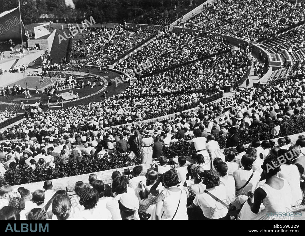 XI Olympic Games, 1-16 August 1936, Berlin. -Gymnastics competition on the Dietrich-Eckart stage (now known as the Waldbuehne). Photo, 9 August 1936.
