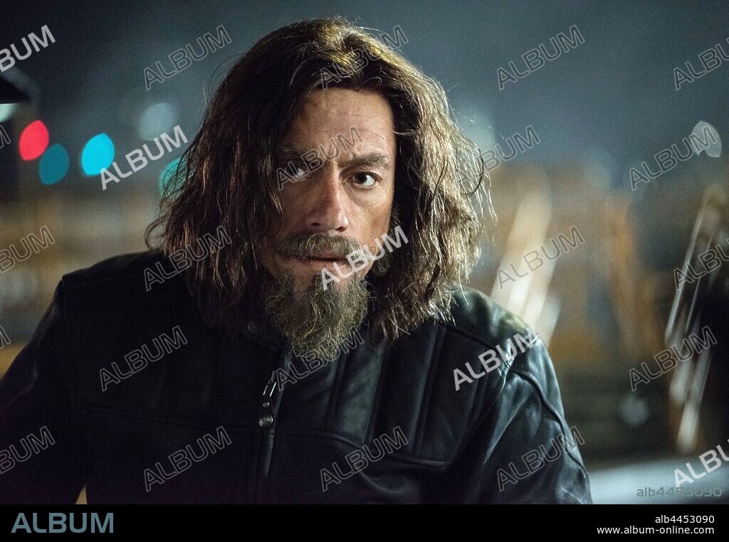 JEAN-CLAUDE VAN DAMME in JEAN-CLAUDE VAN JOHNSON, 2016, unter der Regie von DAVE CALLAHAM. Copyright AMAZON PRIME VIDEO.