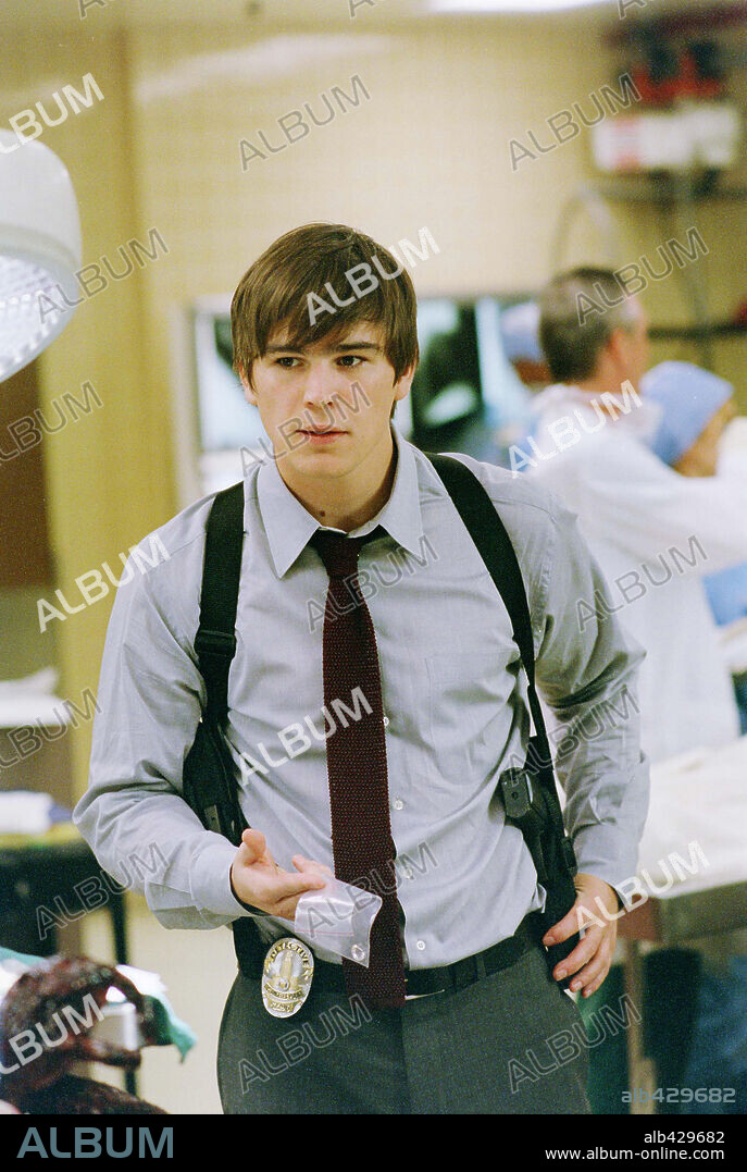 JOSH HARTNETT in HOLLYWOOD HOMICIDE, 2003, directed by RON SHELTON. Copyright COLUMBIA PICTURES.