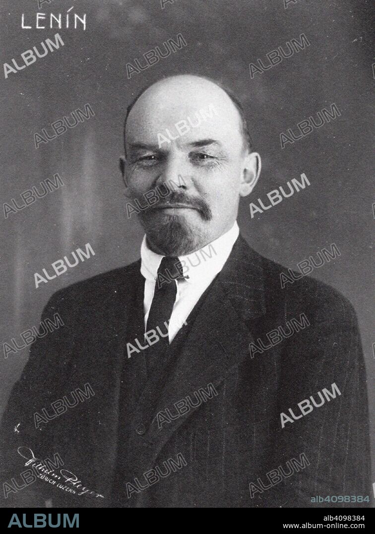 ZÜRICH PHOTO STUDIO WILHELM PLEYER. Vladimir Lenin. Zürich, 1916.