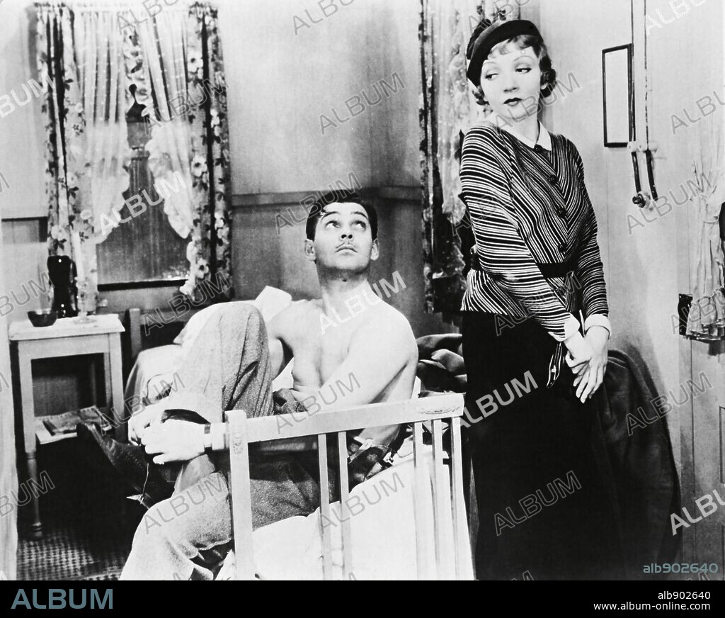 CLARK GABLE et CLAUDETTE COLBERT dans NEW YORK - MIAMI, 1934 (IT HAPPENED ONE NIGHT), réalisé par FRANK CAPRA. Copyright COLUMBIA PICTURES.