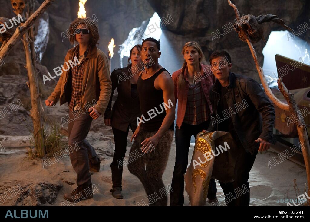 ALEXANDRA DADDARIO, DOUGLAS SMITH, LEVEN RAMBIN and LOGAN LERMAN in PERCY JACKSON: SEA OF MONSTERS, 2013, directed by THOR FREUDENTHAL. Copyright FOX 2000 PICTURES.