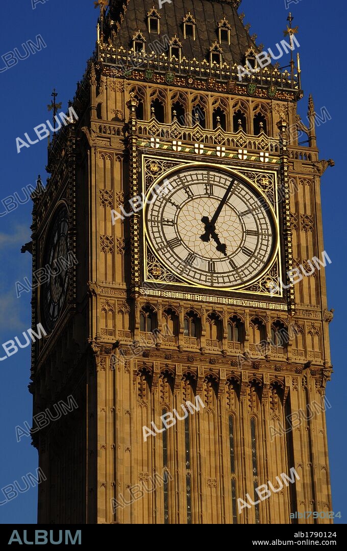 REINO UNIDO. LONDRES. Detalle del BIG BEN, la torre del reloj del edificio del PARLAMENTO (Conjunto del PALACIO DE WESTMINSTER). Declarado Patrimonio de la Humanidad por la UNESCO en el año 1987. Inglaterra.