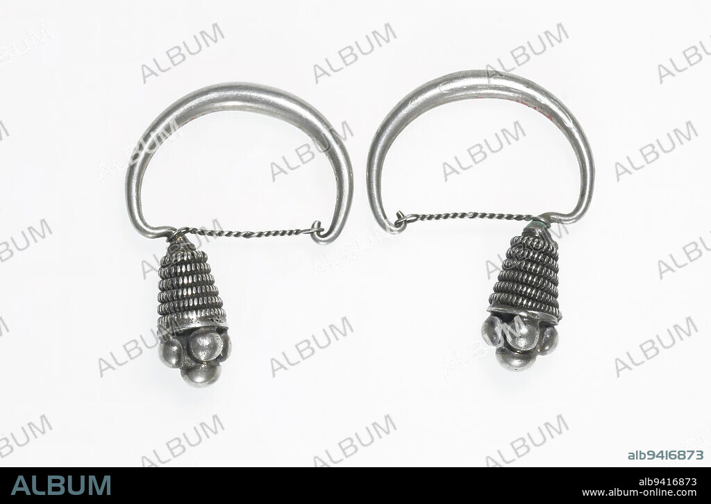 Pair of earrings, 2 1/16 x 1 5/8 x 1/2 in. (5.24 x 4.13 x 1.27 cm), Silver, China.