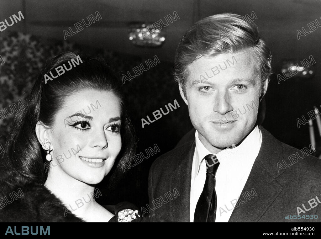 NATALIE WOOD and ROBERT REDFORD in THIS PROPERTY IS CONDEMNED, 1966, directed by SYDNEY POLLACK. Copyright PARAMOUNT/SEVEN ARTS/RAY STARK.