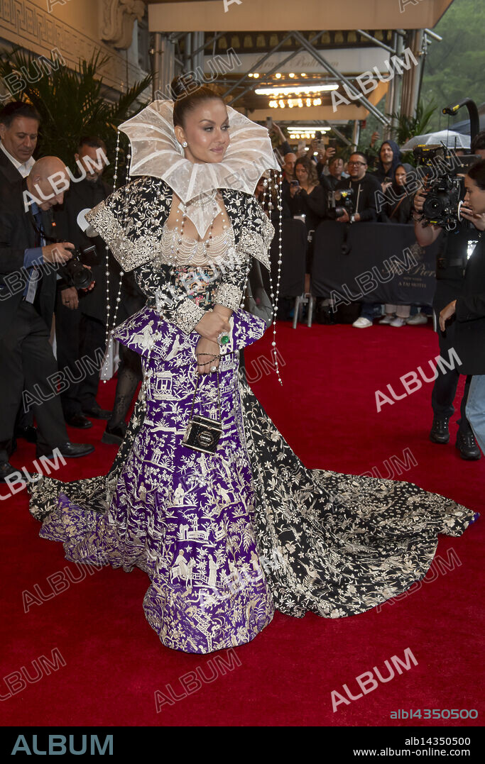 May 5, 2025, New York, United States: Natasha Poonawalla wearing Manish Malhotra departs the Pierre Hotel for 2025 Met Gala in New York City. (Credit Image: © Ron Adar/SOPA Images via ZUMA Press Wire).
