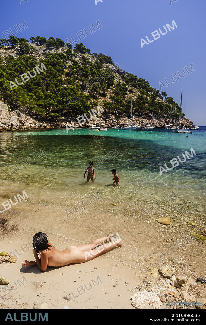 Naturism in Cala Gossalba, Formentor Peninsula, Pollença. Tramuntana Mountains Natural Park. Mallorca. Balearic Islands. Spain.