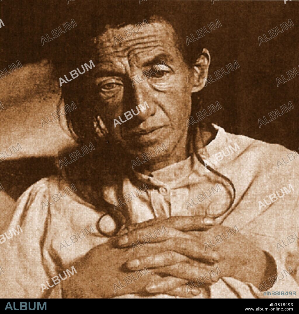 In 1906, German psychiatrist and neuropathologist Alois Alzheimer (1864-1915) made a complete clinical and pathological description of presenile dementia, which came to be known as Alzheimer's disease, a progressive condition in which nerve cells in the brain degenerate. This photograph shows Auguste Deter (1850-1906), the first patient Alzheimer diagnosed with the disease.