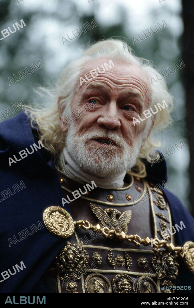 RICHARD HARRIS dans GLADIATOR, 2000, réalisé par RIDLEY SCOTT. Copyright DREAMWORKS/UNIVERSAL PICTURES / BUITENDIJK, JAAP.
