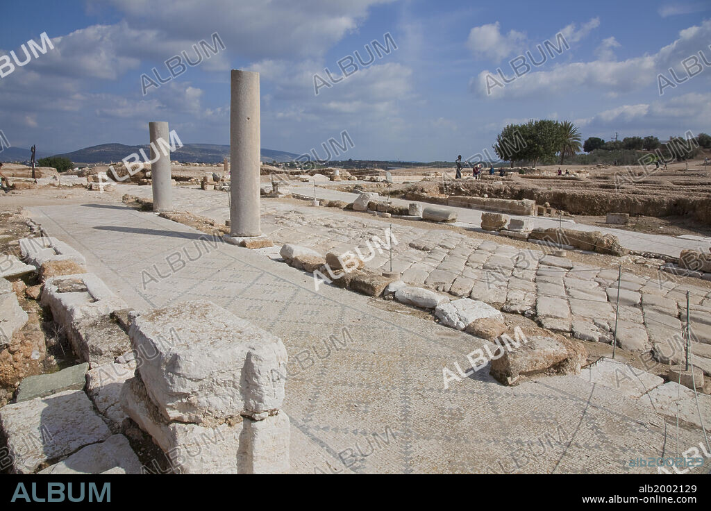 The ancient city of Zippori (Sepphoris) was the administrative capital of the Galilee during Roman rule. Excavations have revealed A Roman theater, a Talmudic-era Jewish residential quarter, ritual baths, churches, and a Crusader fortress and an abundance of mosaics. The Roman street dates from the 2nd century AD, and was part of the network of streets. There were columns along the sides that created roofed porticoes, paved with mosaics.