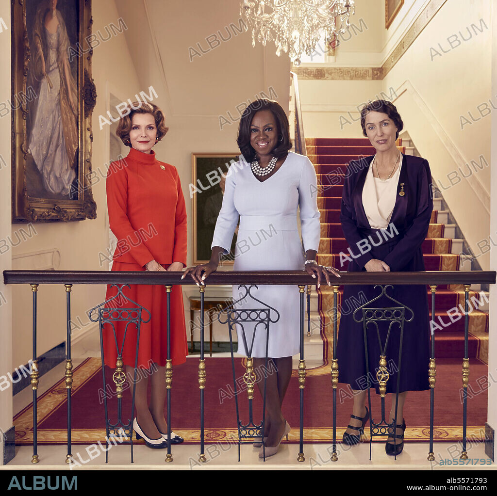 GILLIAN ANDERSON, MICHELLE PFEIFFER and VIOLA DAVIS in THE FIRST LADY, 2022, directed by SUSANNE BIER. Copyright Showtime / Lionsgate.