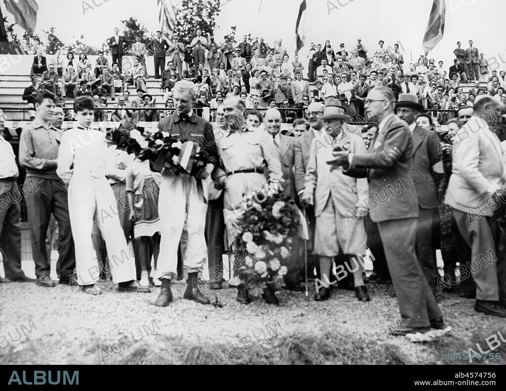 Mike Hawthorn, Giuseppe Farina, Guy Sale, Sir James Scott Douglas 1953 Spa 24 hr race.