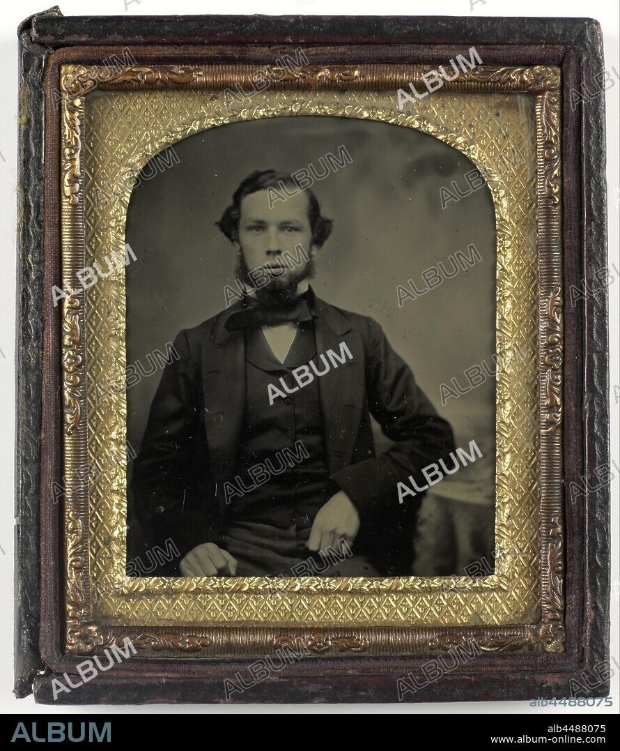Man's portrait, anonymous, c. 1855 - c. 1870, ambrotype, h 76 mm × w 64 mm h 97 mm × w 84 mm.