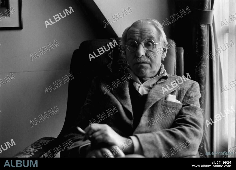 Anouilh, Jean franz. Dramatiker, Bordeaux 23.6.1910 - Lausanne 3.10.1987. Porträtaufnahme, 1981.