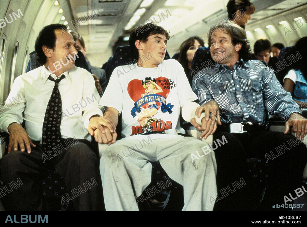 BILLY CRYSTAL, CHARLIE HOFHEIMER y ROBIN WILLIAMS en UN LÍO PADRE, 1997 (FATHERS' DAY), dirigida por IVAN REITMAN. Copyright WARNER BROTHERS / McBROOM, BRUCE.