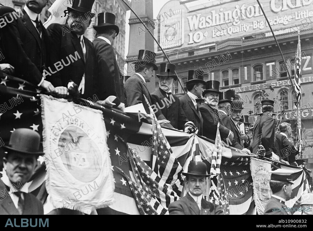 BAIN NEWS SERVICE. Dix, Gaynor, Cropsey, Gen. Grant, between c1910 and c1915. Shows John Alden Dix, Governor of New York; New York Mayor William Jay Gaynor, Police Commissioner James A. Cropsey and General Frederick Dent Grant.