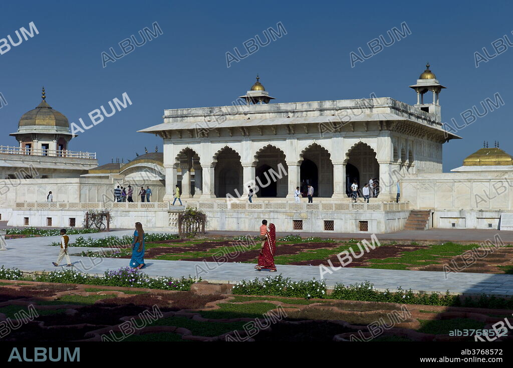 Khas Mahal Palace built 17th Century by Mughal Shah Jehan for his daughters inside Agra Fort, India.