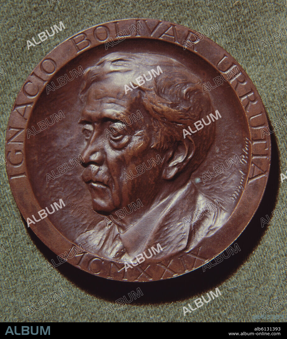 COIN WITH THE PORTRAYAL OF IGNACIO BOLIVAR URRUTIA - 1928 - Conj 7075.