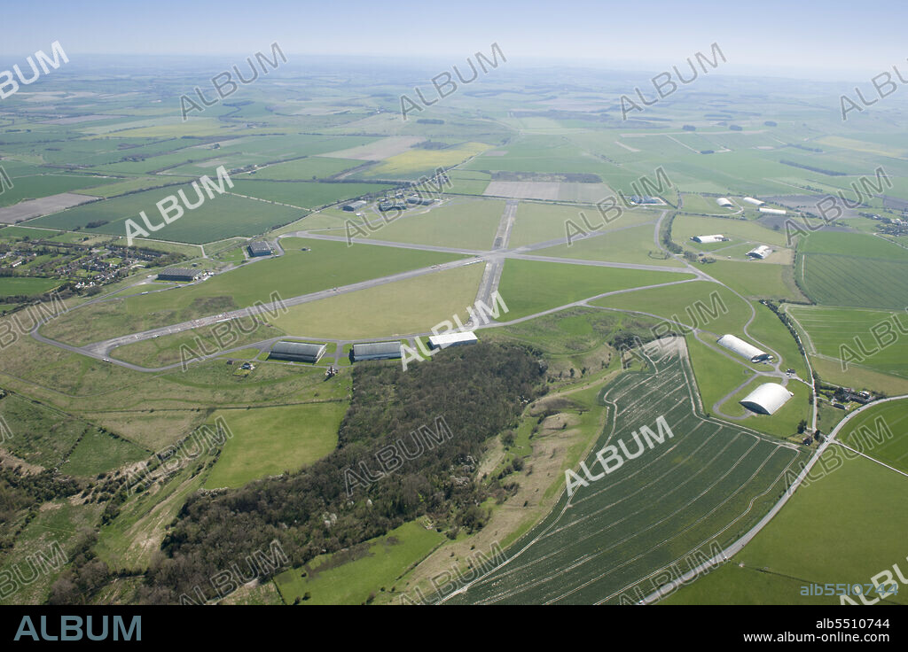 HISTORIC ENGLAND. Wroughton Airfield, Swindon, 2015.