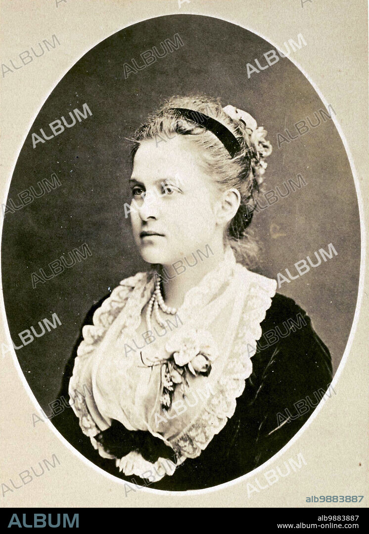 Olga Nikolajewna Romanowa (11. September 1822 - 30. Oktober 1892) war als Tochter von Zar Nikolaus I. eine russische Grossfurstin. Als Ehefrau des wurttembergischen Thronfolgers und schliesslich Konigs Karl I. war sie von 1846 bis 1864 Kronprinzessin und ab 1864 Konigin von Wurttemberg, Historisch, digital restaurierte Reproduktion von einer Vorlage aus dem 19. Jahrhundert.