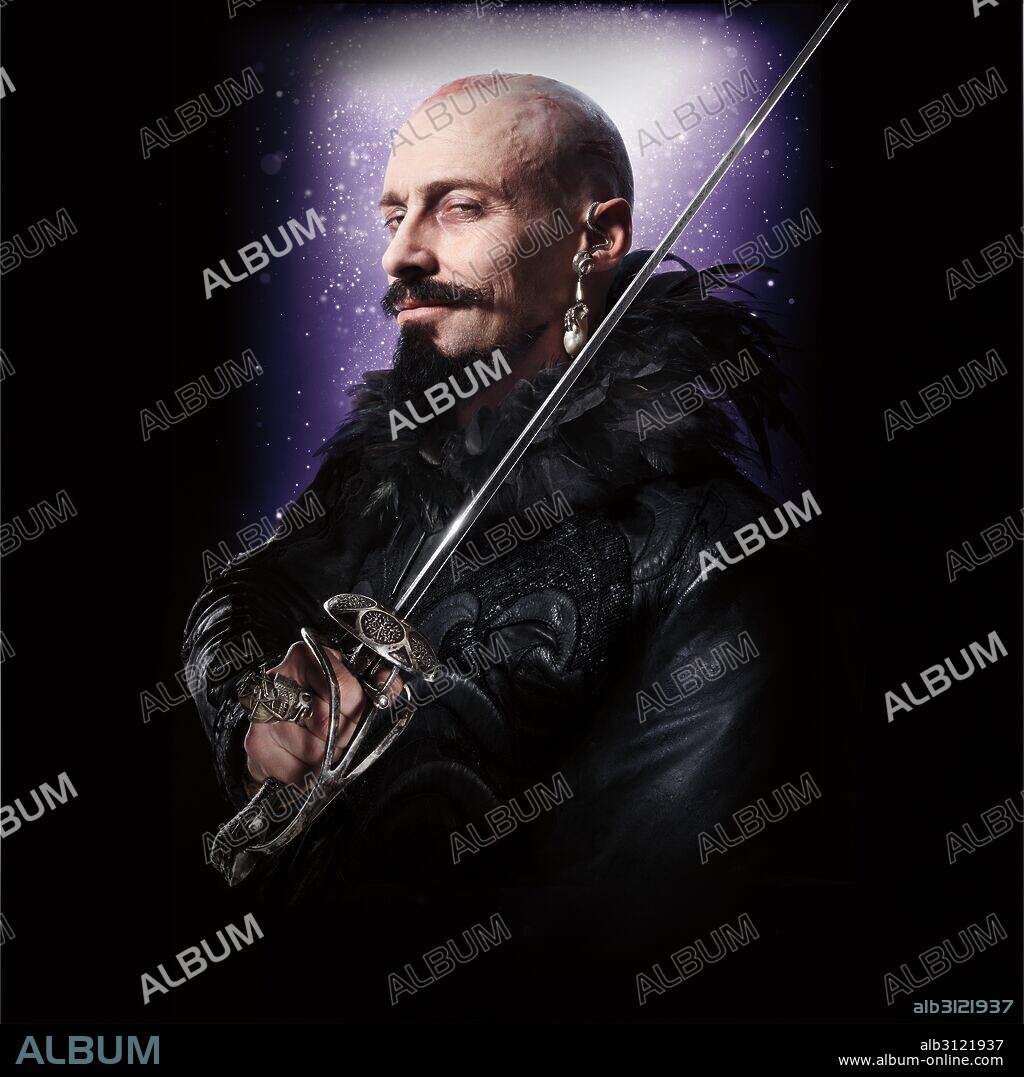 HUGH JACKMAN en PAN: VIAJE A NUNCA JAMAS, 2015 (PAN), dirigida por JOE WRIGHT. Copyright BERLANTI PRODUCTIONS.