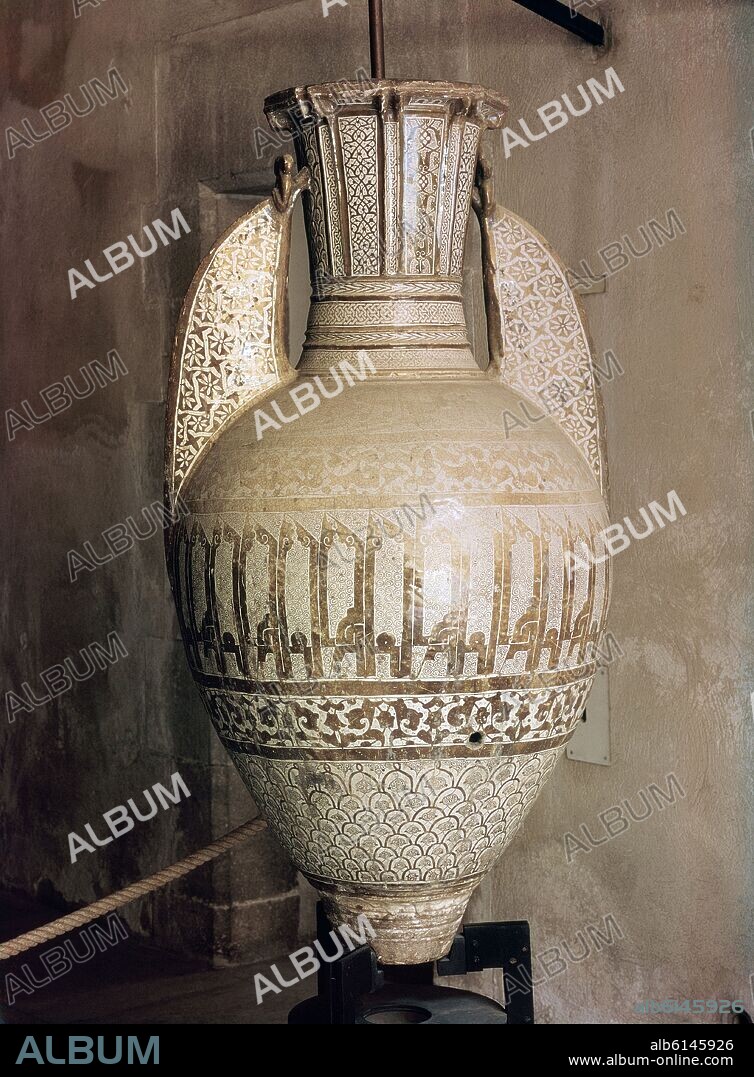 VASO DE MAZZARA DEL VALLO - SIGLO XIV - CERAMICA NAZARI - LLAMADO JARRON DE PALERMO.