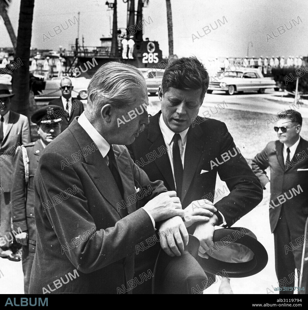 British Prime Minister Harold Macmillan with US President John F. Kennedy, in Key West, March 1961.