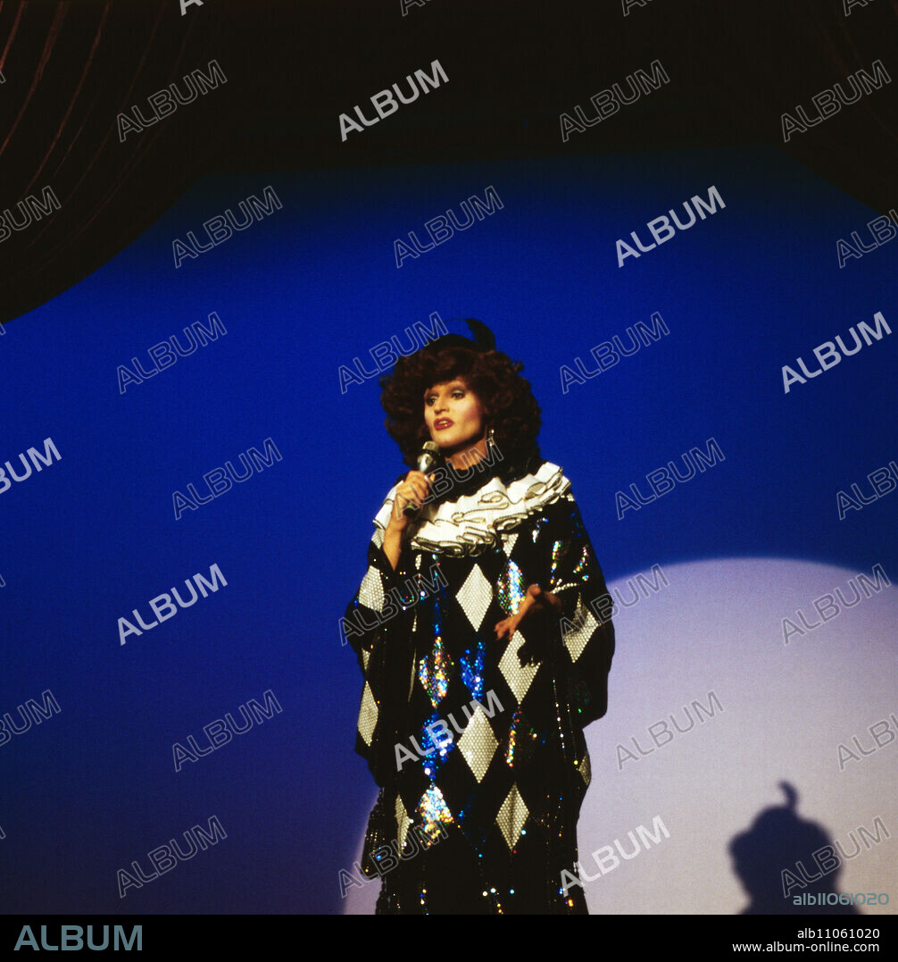 Mary and Gordy, drag show, ARD, 1983, pictured: drag star Mary Morgan, played by Georg Preusse. Mary and Gordy, travesty show on ARD, 1983, pictured: travesty star Mary Morgan, played by Georg Preusse.