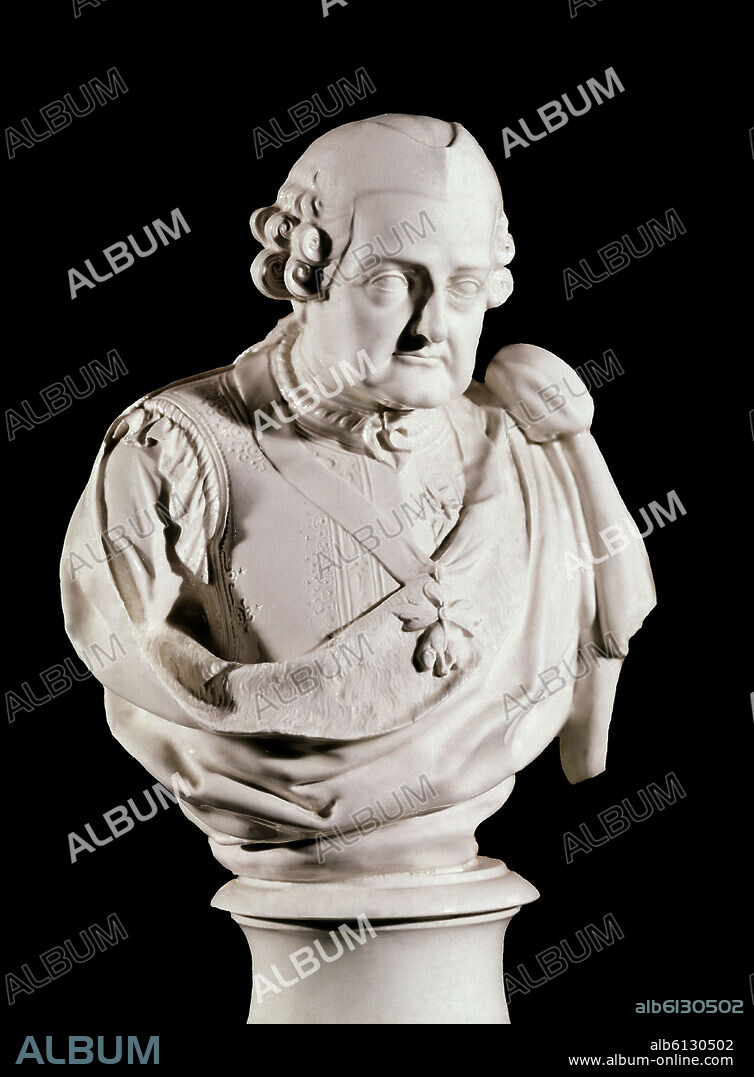 BUSTO EN PORCELANA DE ALCORA DE PEDRO PABLO ABARCA Y BOLEA CONDE DE ARANDA (1718-98) - PORCELANA DE ALCORA - SIGLO XVIII.
