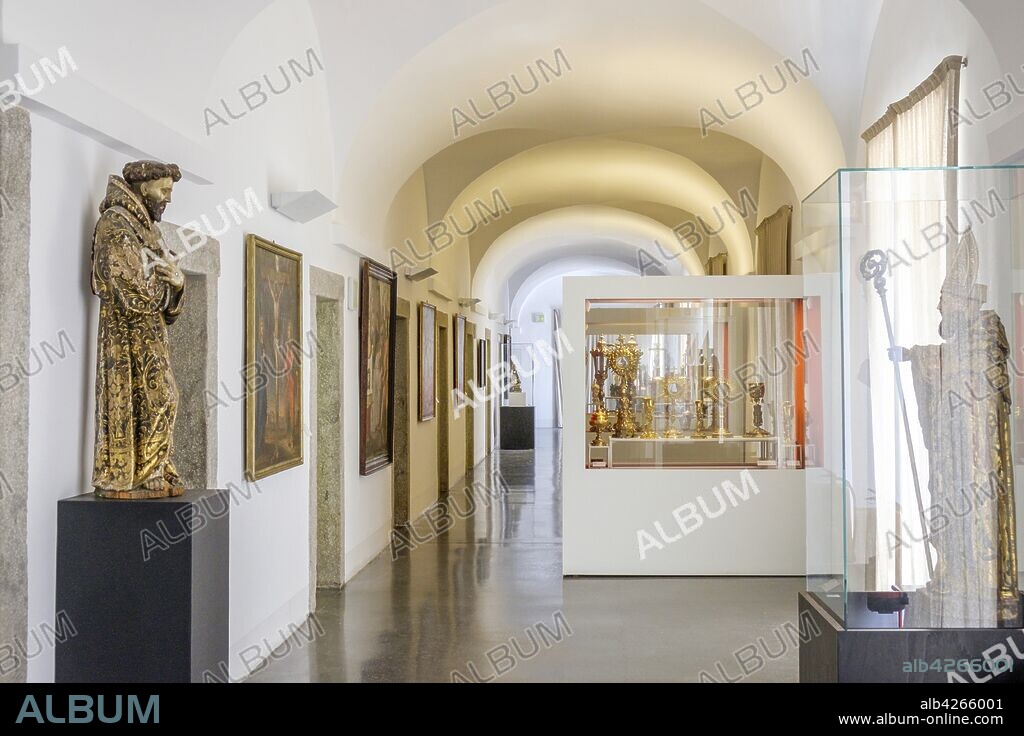 Museo de Arte Sacro (Museu de Arte Sacra), catedral de Évora, Basílica Sé Catedral de Nossa Senhora da Assunção, Évora, Alentejo, Portugal.