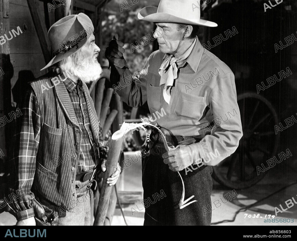 GEORGE CLEVELAND y RANDOLPH SCOTT en ALBUQUERQUE, 1948, dirigida por RAY ENRIGHT. Copyright PARAMOUNT PICTURES.