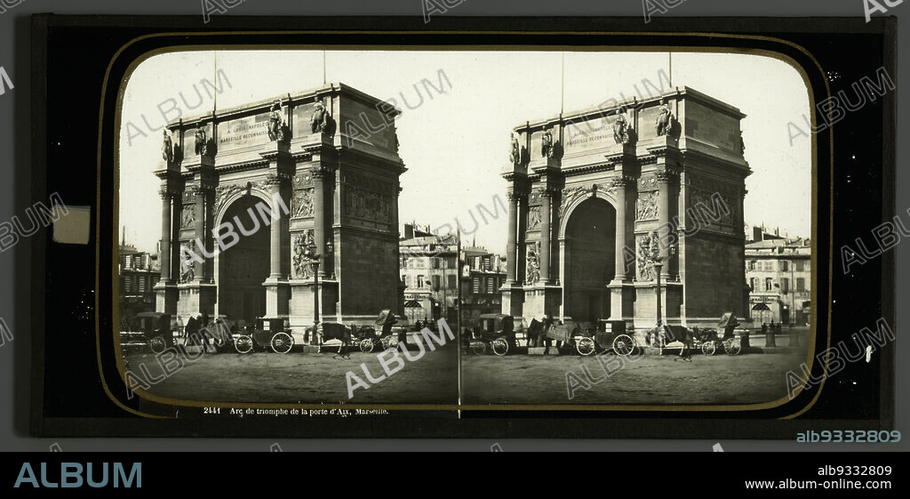 View of the Porte d'Aix in Marseille, France, Arc de triomphe de la porte d'Aix, Marseille (title on object), Ferrier Père-Fils et Soulier (possibly), Claude-Marie Ferrier (possibly), Marseille, 1860 - 1870, glass, zegel rand:, slide, height 84 mm × width 170 mm.