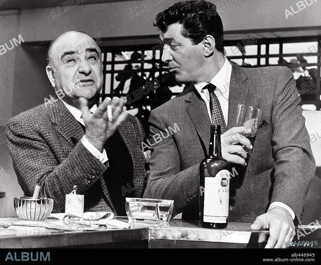 AKIM TAMIROFF and DEAN MARTIN in OCEAN'S ELEVEN, 1960, directed by LEWIS MILESTONE. Copyright WARNER BROTHERS.