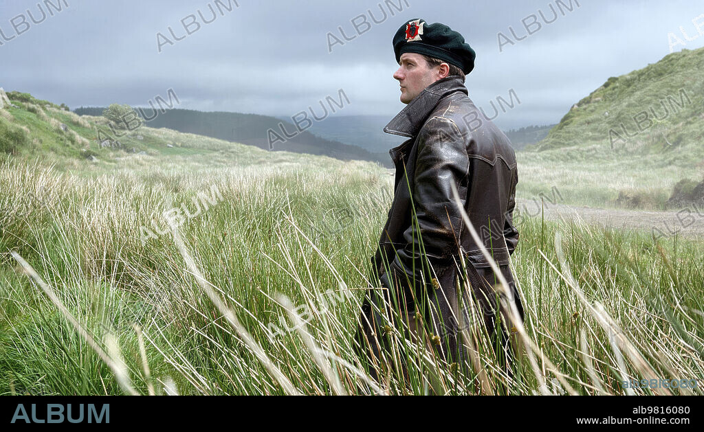 PADRAIC DELANEY en EL VIENTO QUE AGITA LA CEBADA, 2006 (THE WIND THAT SHAKES THE BARLEY), dirigida por KEN LOACH. Copyright BIM DISTRIBUZIONE/BORD SCANNAN NA HEIREANN.